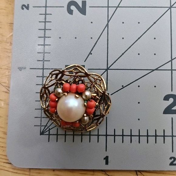 VTG Gap Lambs Wool Knit Crochet Hat Cadet Cap Cream Beaded Pearl Flower Brooch main image 5